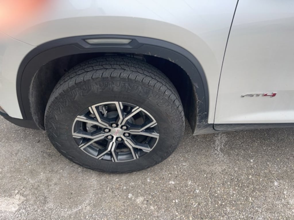 Used 2025 GMC Acadia AT4 SUV