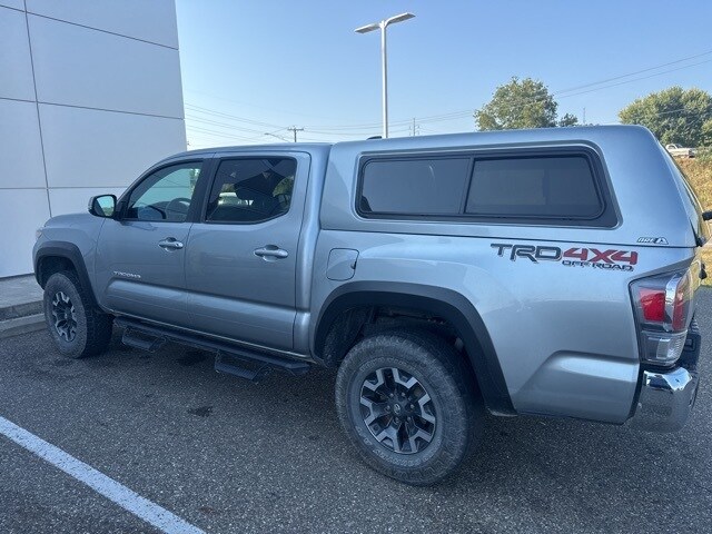 2023 Toyota Tacoma SR5 photo 2