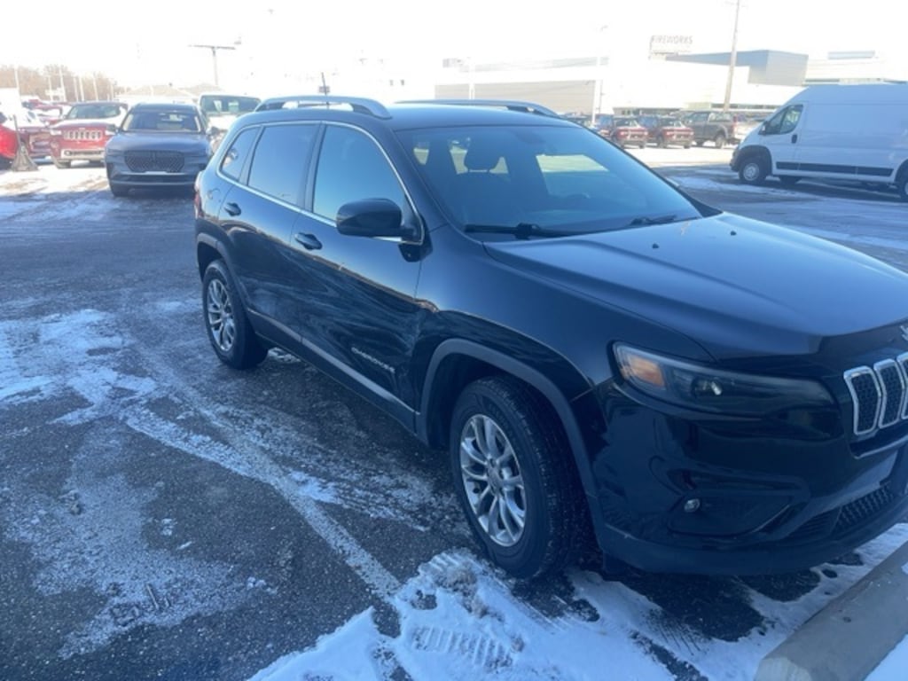 Used 2020 Jeep Cherokee Latitude Plus SUV