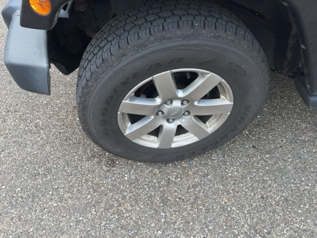 Used 2016 Jeep Wrangler Unlimited Sahara SUV