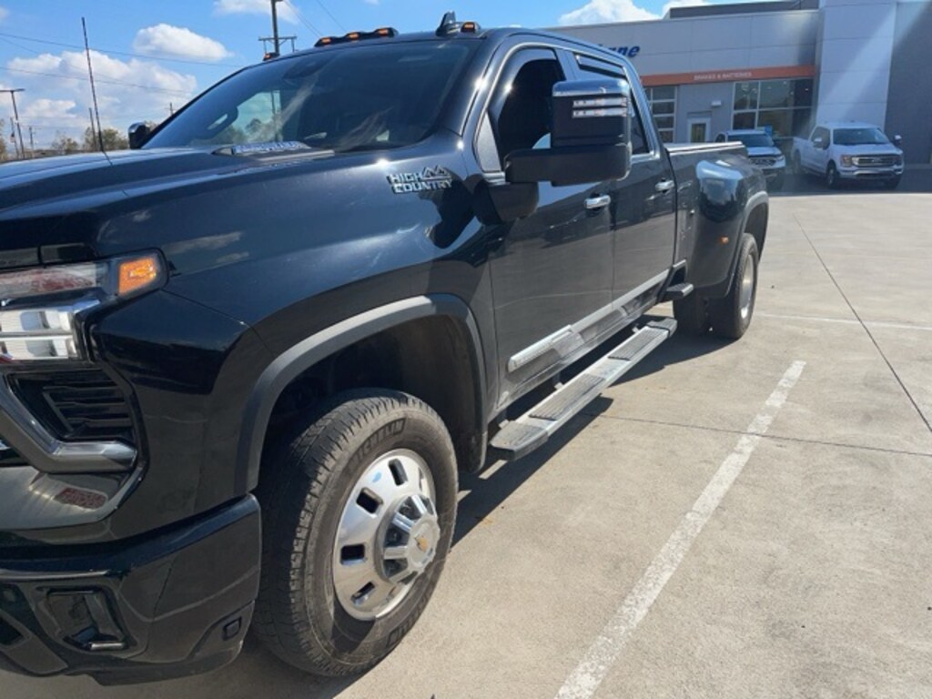 Used 2024 Chevrolet Silverado 3500HD High Country Truck