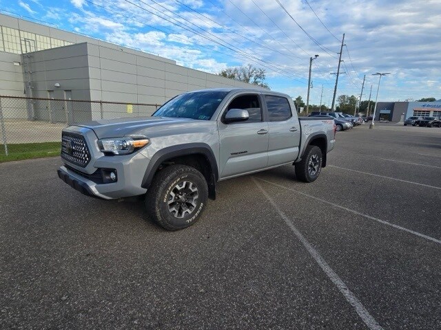 2018 Toyota Tacoma SR5 TRD Pro Sport photo 3