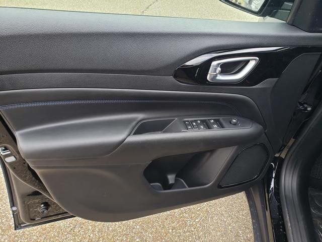 2026 Jeep Compass Limited Altitude - Photo 13