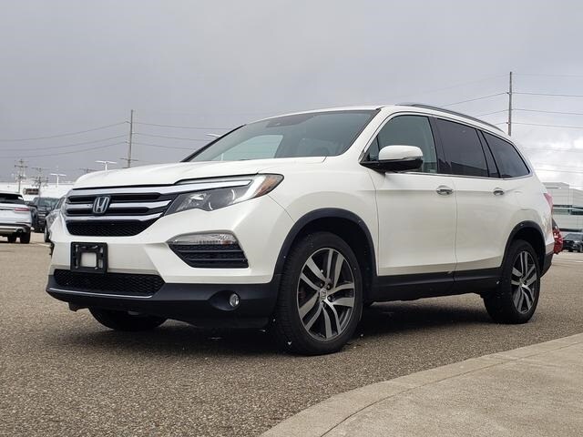 2018 Honda Pilot Touring photo 3