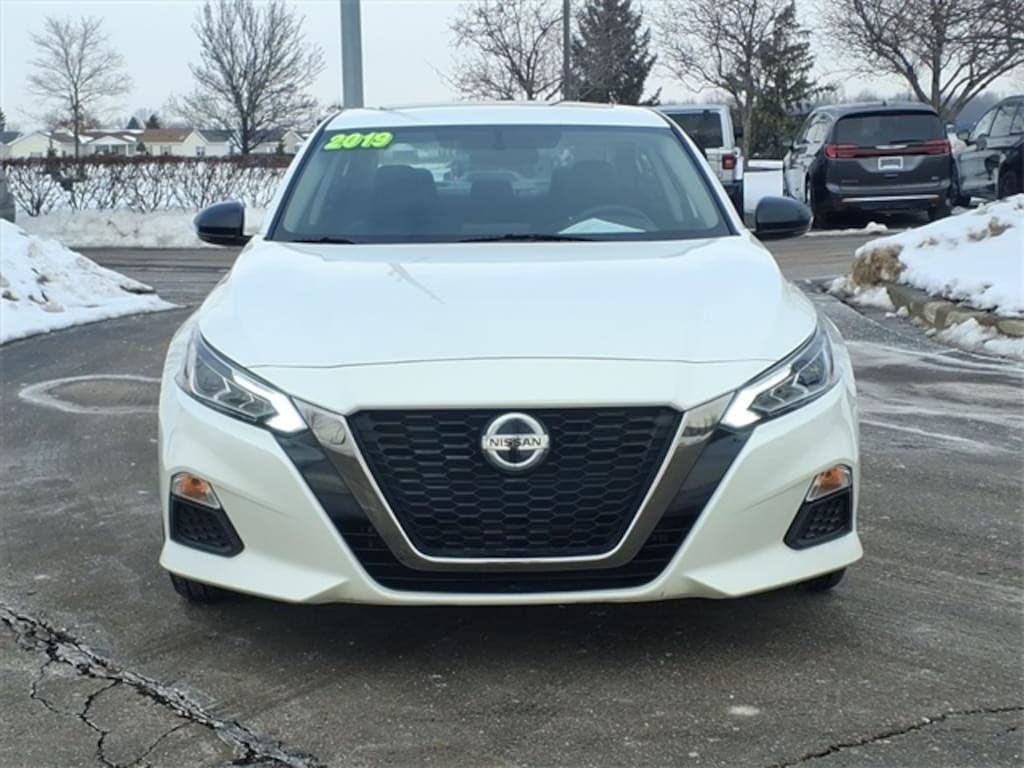 Certified 2019 Nissan Altima 2.5 SR Sedan
