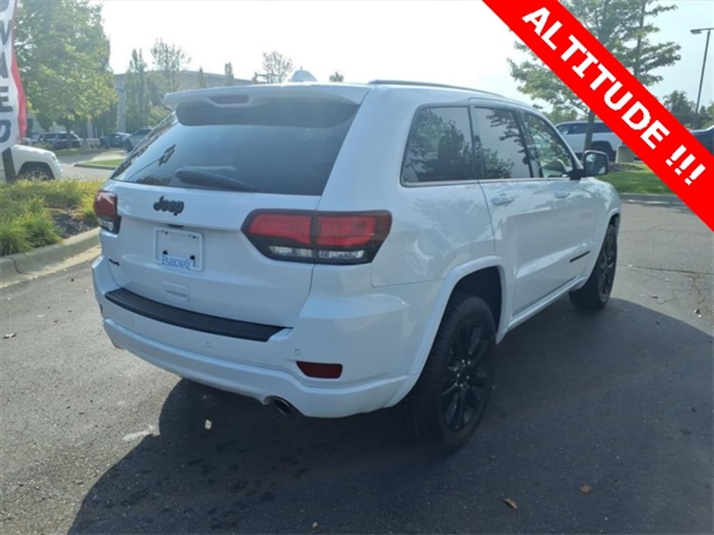 Certified 2020 Jeep Grand Cherokee Altitude SUV