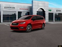 2026 Chrysler Pacifica SELECT AWD Passenger Van