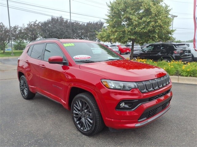 2022 Jeep Compass Limited photo 3