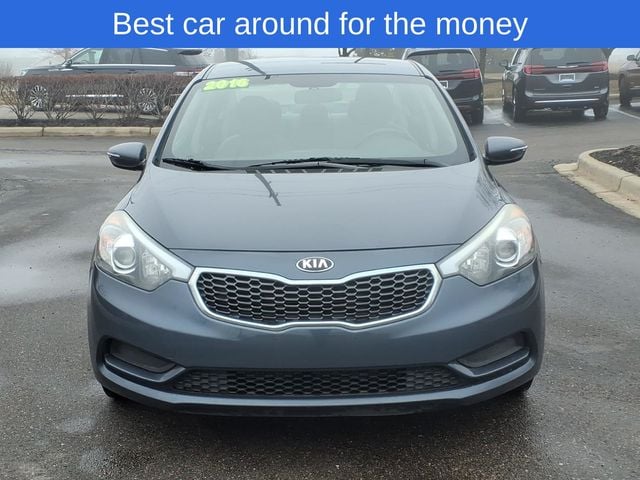 Used 2016 Kia Forte LX with VIN KNAFX4A62G5609892 for sale in Clinton Township, MI