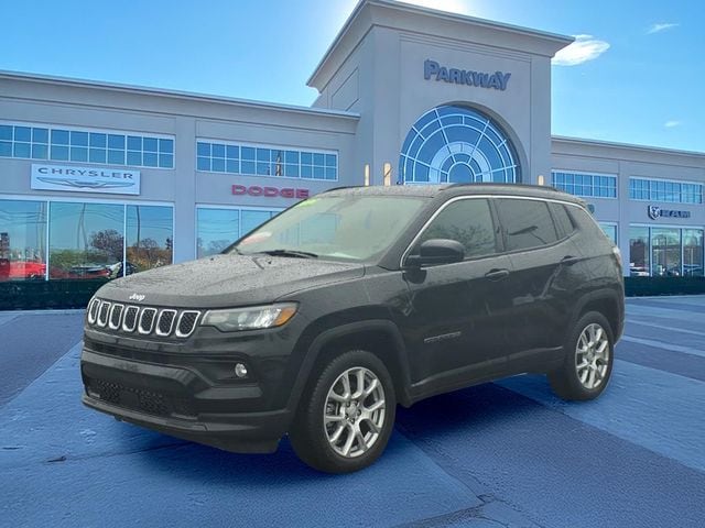 2024 Jeep Compass Latitude Lux