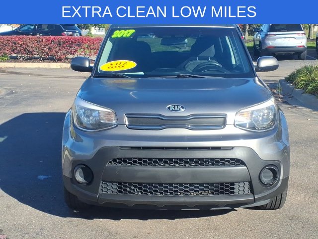 Used 2017 Kia Soul Base with VIN KNDJN2A27H7460101 for sale in Clinton Township, MI