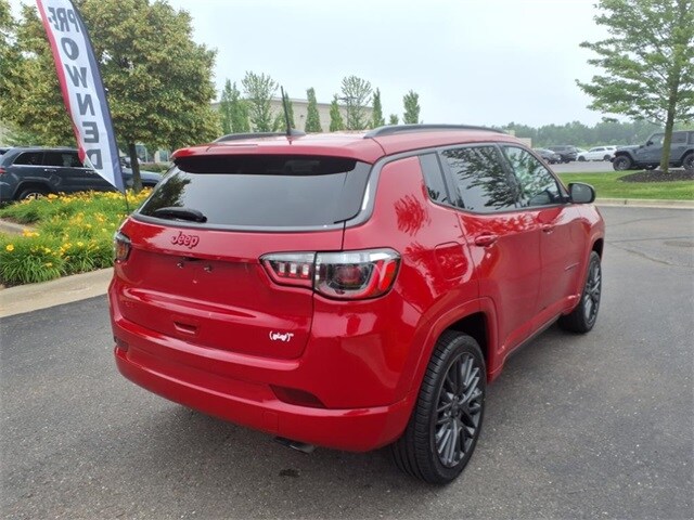 2022 Jeep Compass Limited photo 4