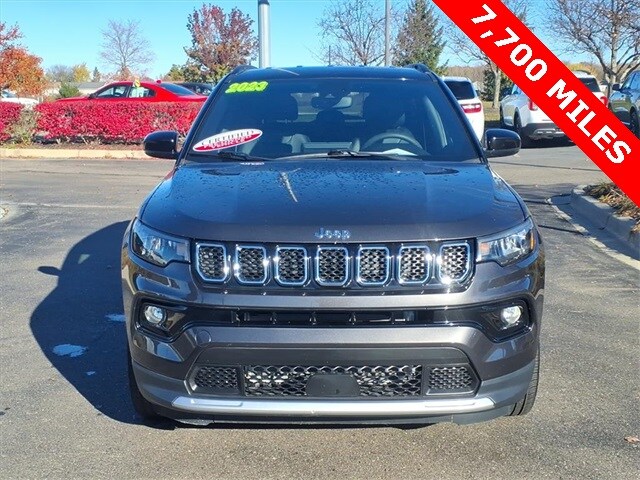 2023 Jeep Compass Limited photo 2