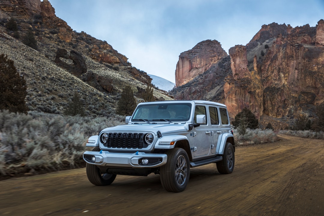 2025 Jeep Wrangler vs 2025 Wrangler Compare Parkway Dodge Chrysler Jeep