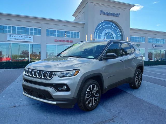 2023 Jeep Compass Limited 4X4's photo