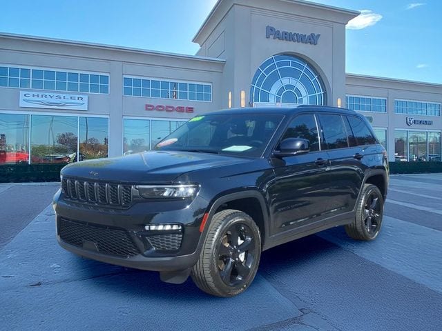 2025 Jeep Grand Cherokee Limited 4x4's photo