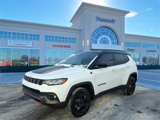 2023 Jeep Compass Trailhawk's photo