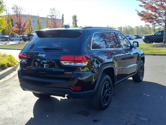 2020 Jeep Grand Cherokee Laredo E photo 4