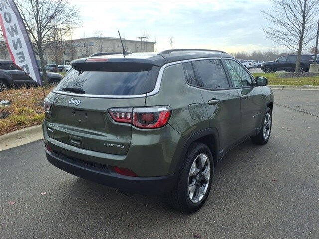 2019 Jeep Compass Limited photo 2