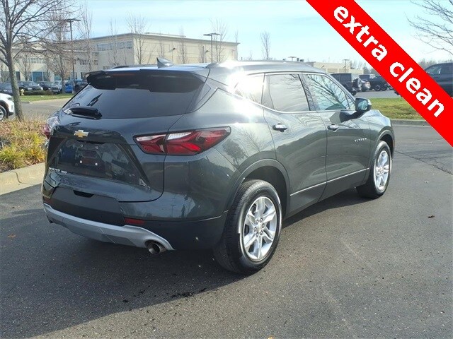 2020 Chevrolet Blazer 2LT photo 2