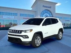 2023 Jeep Compass Latitude Lux SUV