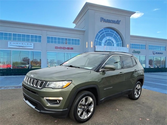 2019 Jeep Compass Limited's photo