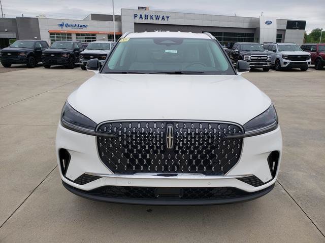 2026 Lincoln Aviator Premiere - Photo 10