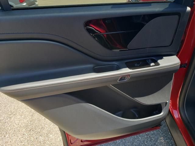 2026 Lincoln Aviator Premiere - Photo 15