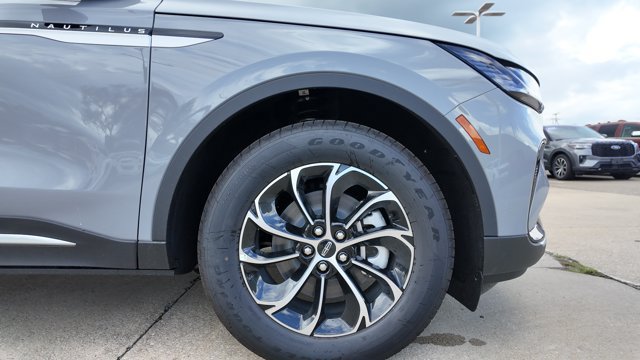 2026 Lincoln Nautilus Premiere - Photo 9