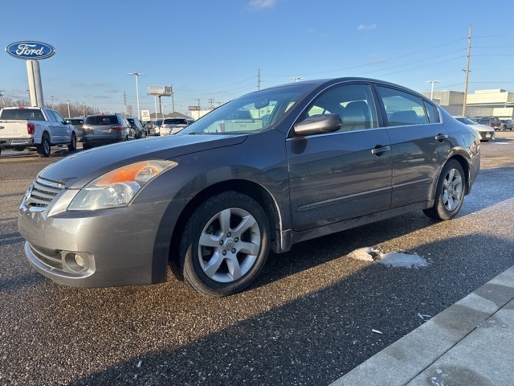 Used 2007 Nissan Altima 2.5 Sedan