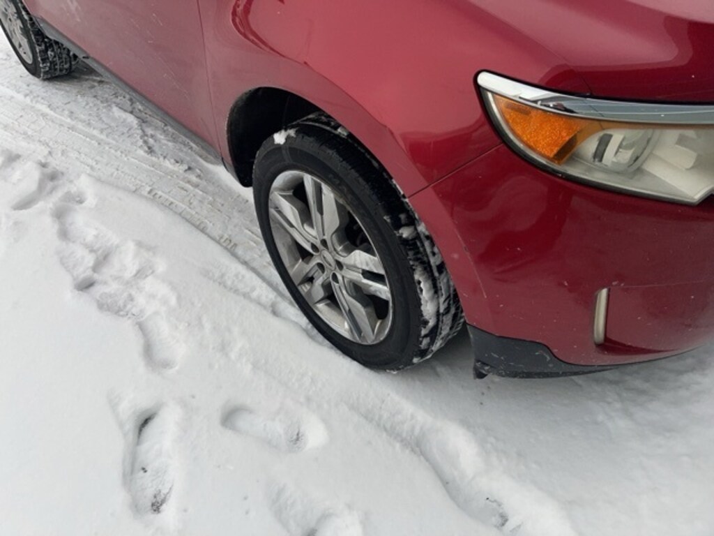 Used 2011 Ford Edge Limited SUV