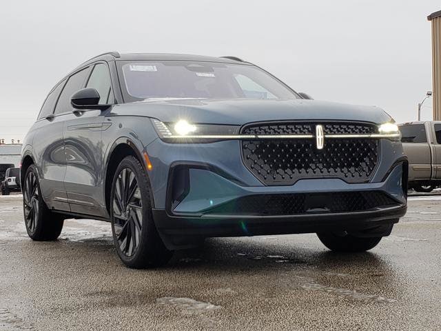 2026 Lincoln Nautilus Reserve's photo