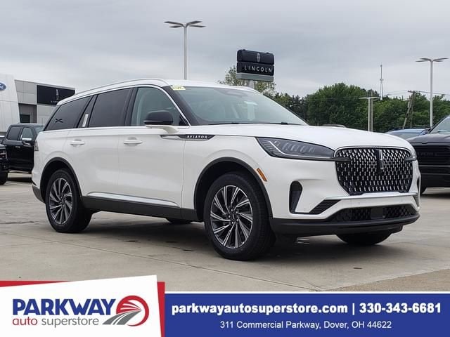 2026 Lincoln Aviator Premiere AWD's photo