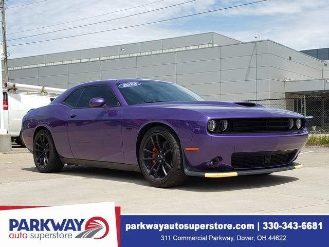 2023 Dodge Challenger R/T's photo