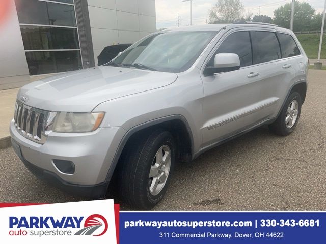 2011 Jeep Grand Cherokee Laredo 4WD's photo