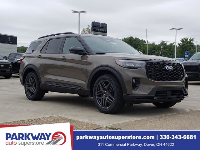 2026 Ford Explorer ST 4WD's photo