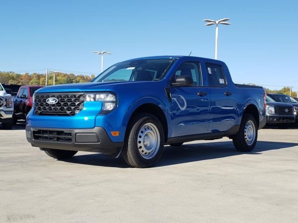 New 2025 Ford Maverick XL Truck