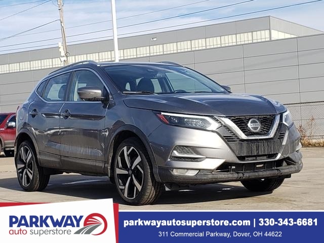 2021 Nissan Rogue Sport SL's photo