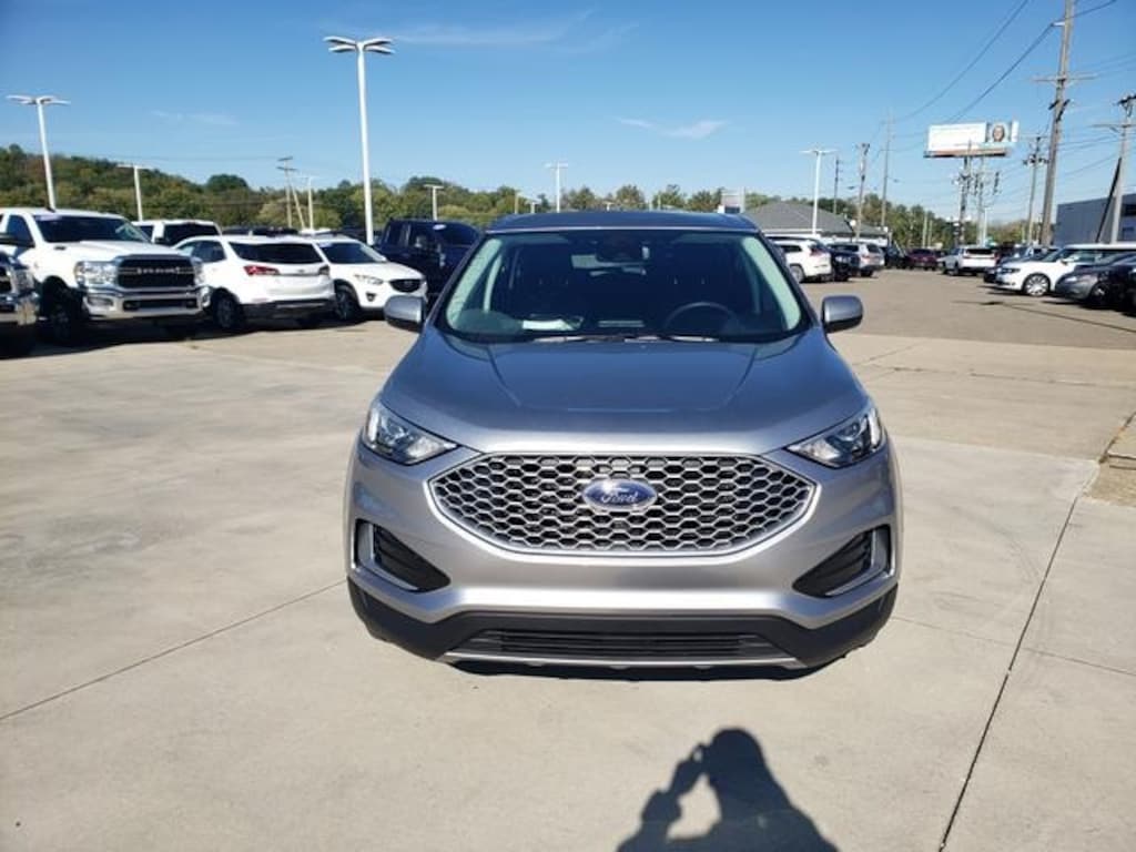 Used 2024 Ford Edge SEL SUV