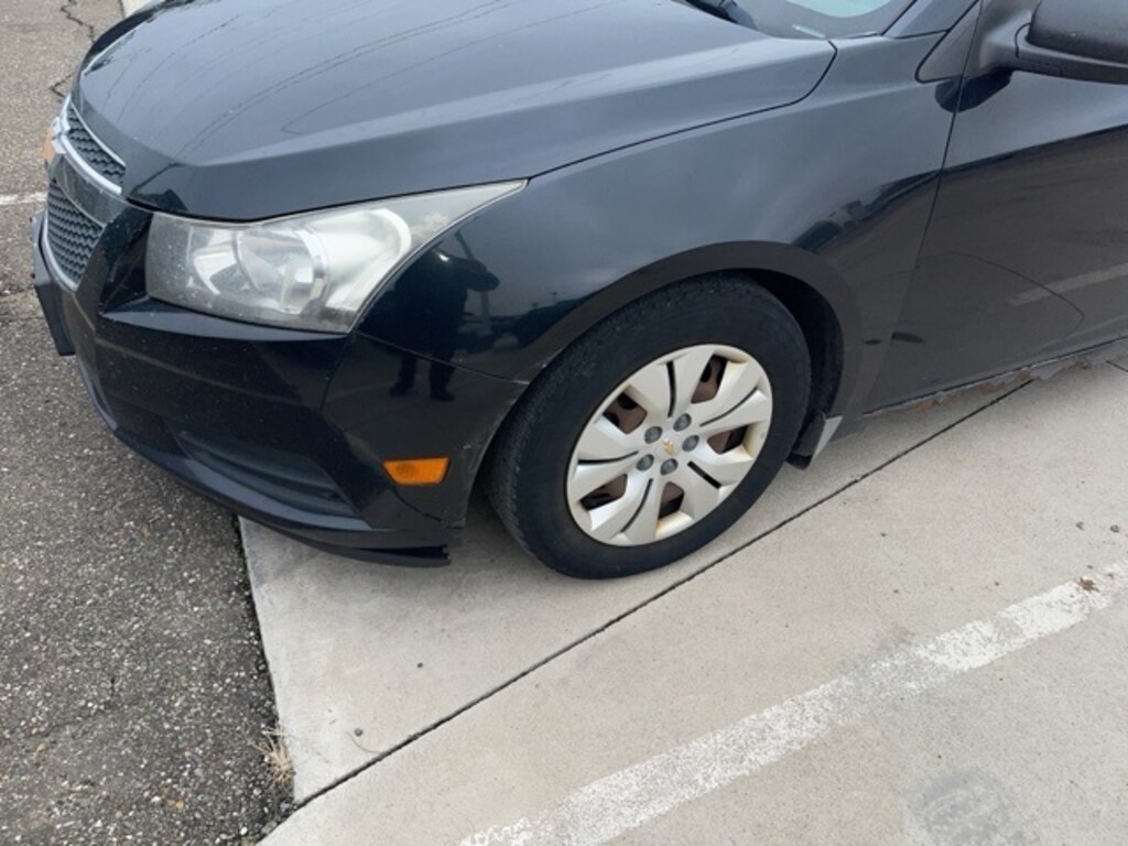 Used 2012 Chevrolet Cruze LS Sedan