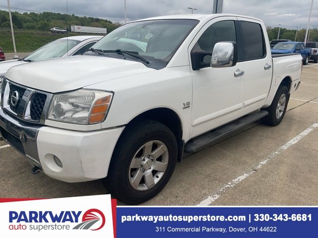 2004 Nissan Titan LE 4X4 Crew Cab's photo