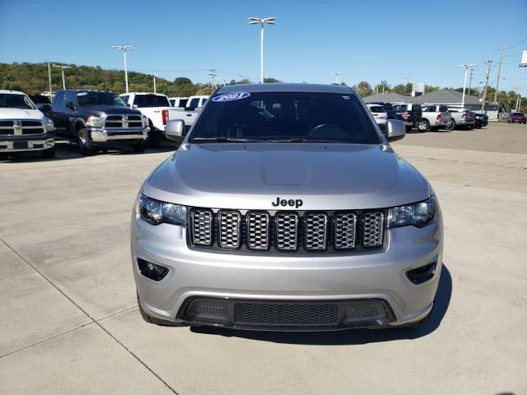 Used 2021 Jeep Grand Cherokee Laredo X SUV