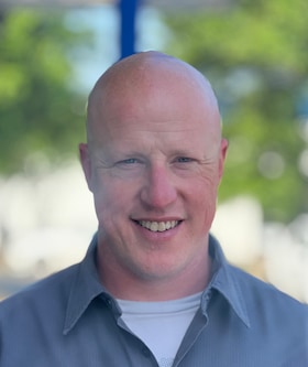 Staff member Nick Delieto from ID_47a229f06330
