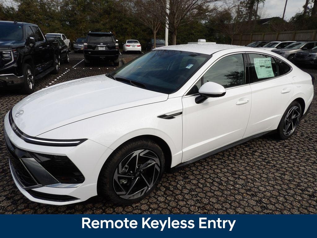 New 2026 Hyundai Sonata SEL Sport Sedan