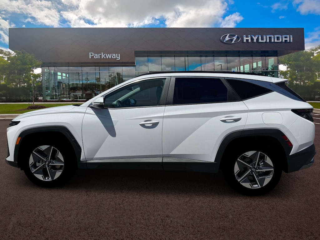 New 2026 Hyundai Tucson SEL Premium SUV