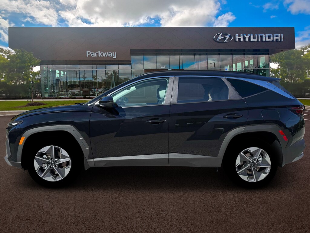 New 2026 Hyundai Tucson Hybrid SEL SUV