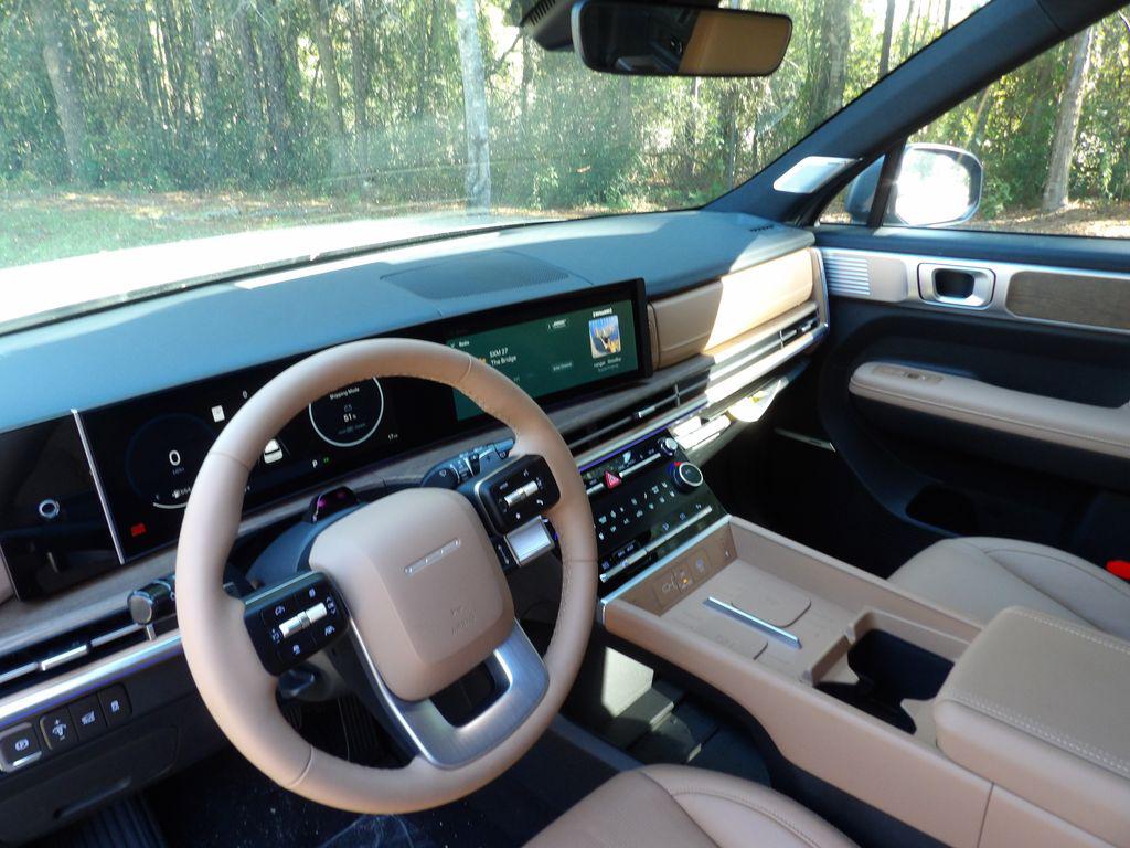 2026 Hyundai Santa Fe Limited - Photo 15