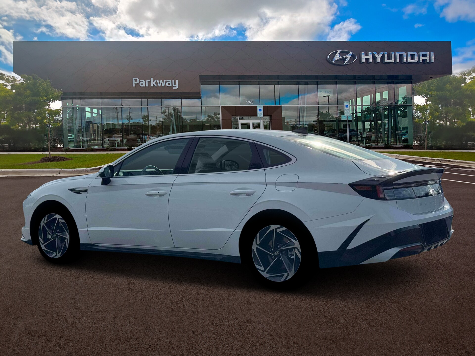 2026 Hyundai Sonata SEL Sport photo 3