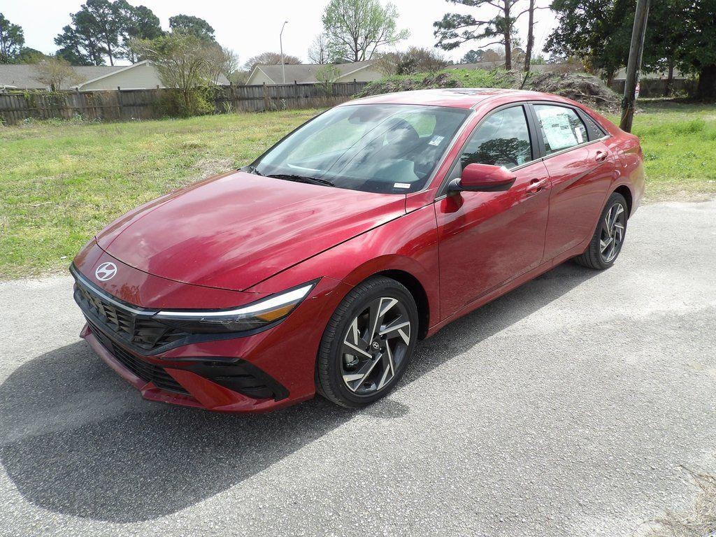 New 2025 Hyundai Elantra SEL Convenience Sedan