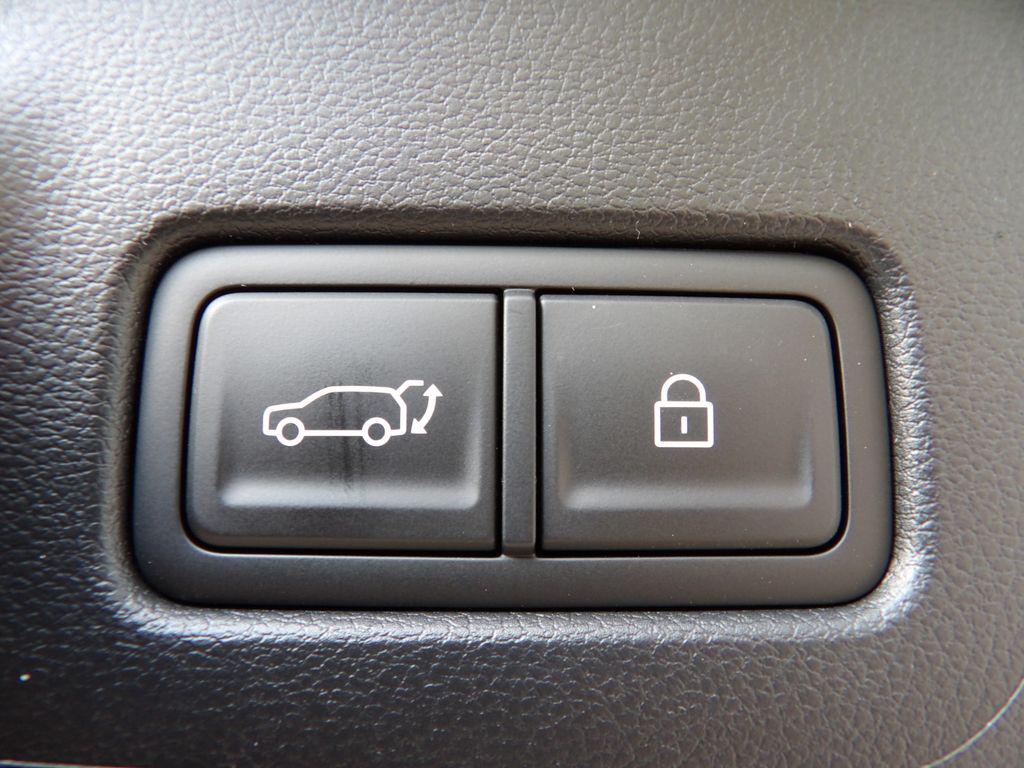 2026 Hyundai Santa Fe SE - Photo 25